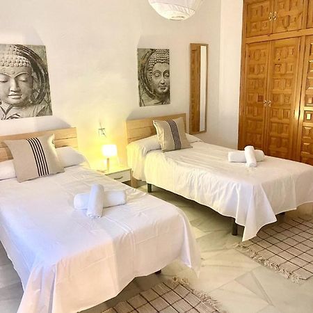 1.1 Apartamentos Arguinan Kordoba Bagian luar foto